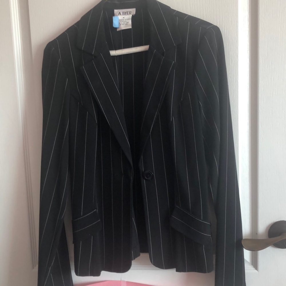 Women’s suit